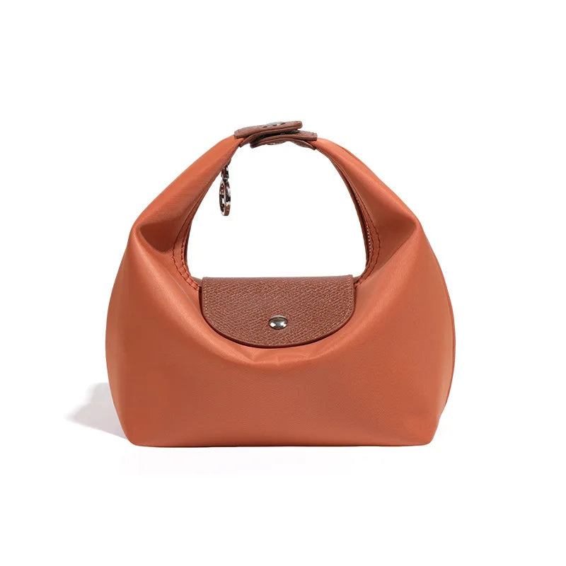The Elara Hobo
